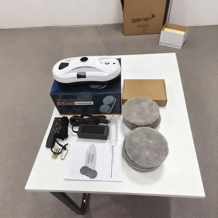 Automatic window cleaner with USB power supply
