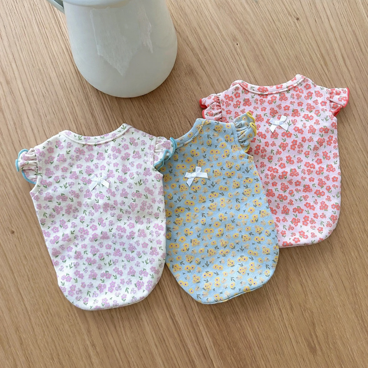 Light flower tank top for small dogs and cats
