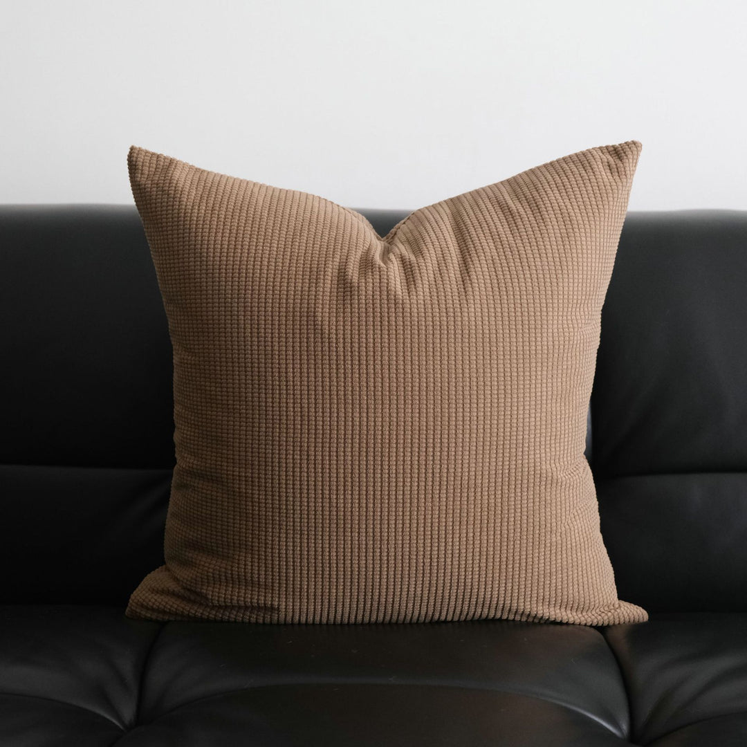 Decorative cushions with knitted cover, 30–50 cm