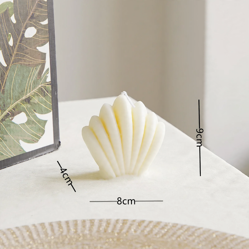 Nordic scented candle, shell shape, handcrafted
