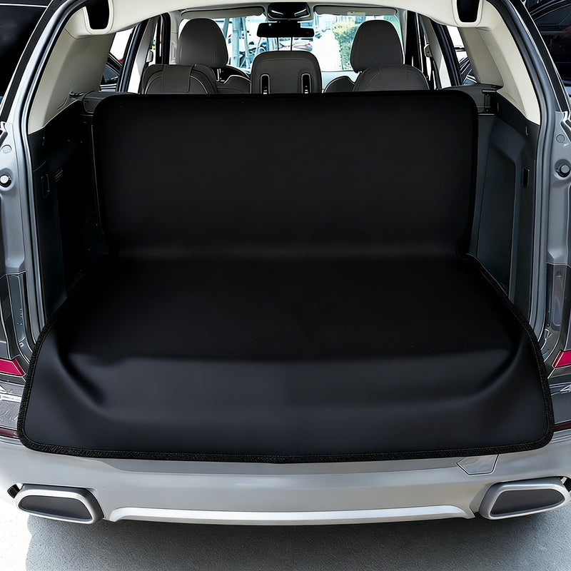 Trunk protection for pets, water-repellent