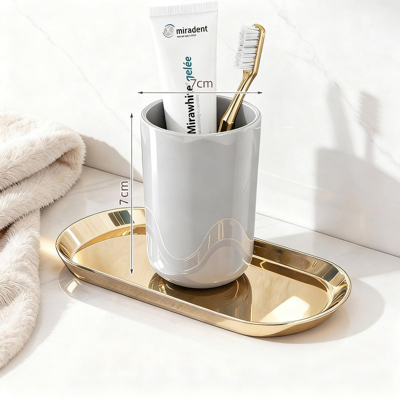 Portable toothbrush cup made of plastic