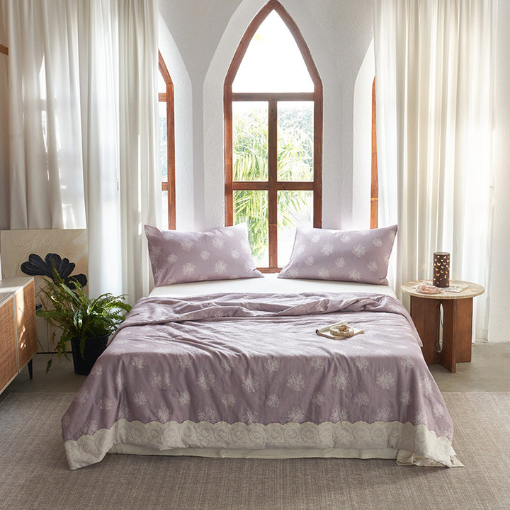 Summer blanket made of cotton, double-layered