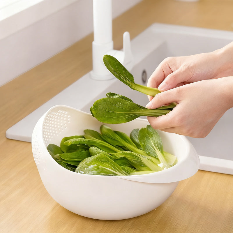 Plastic sieve basket for washing and draining