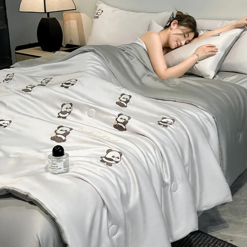 Summer-cool bedding set made of ice fiber, washable