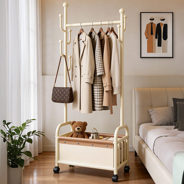Hanging stand made of carbon steel with leather pouch