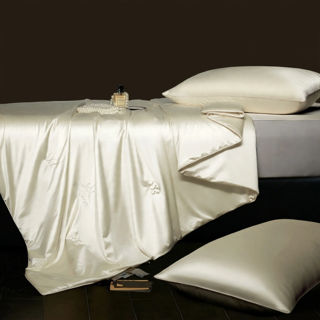 Light silk blanket with cooling effect, 100% silk