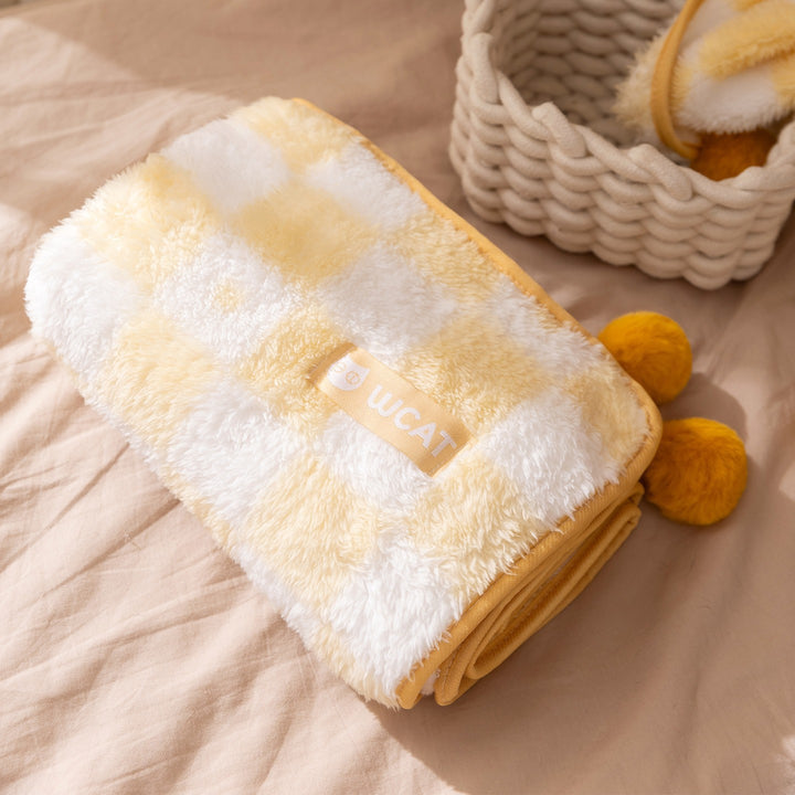 Fleece heating mat for pets