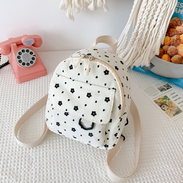 Smaller backpack made of cotton, abrasion-resistant