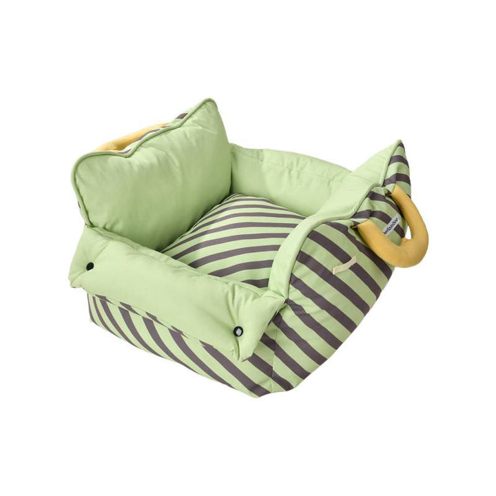 Car seat and travel bed for dogs, washable