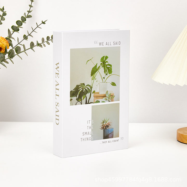 Decorative art book, foldable and magnetic