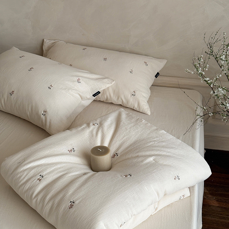 Cotton summer duvet with embroidery, washable