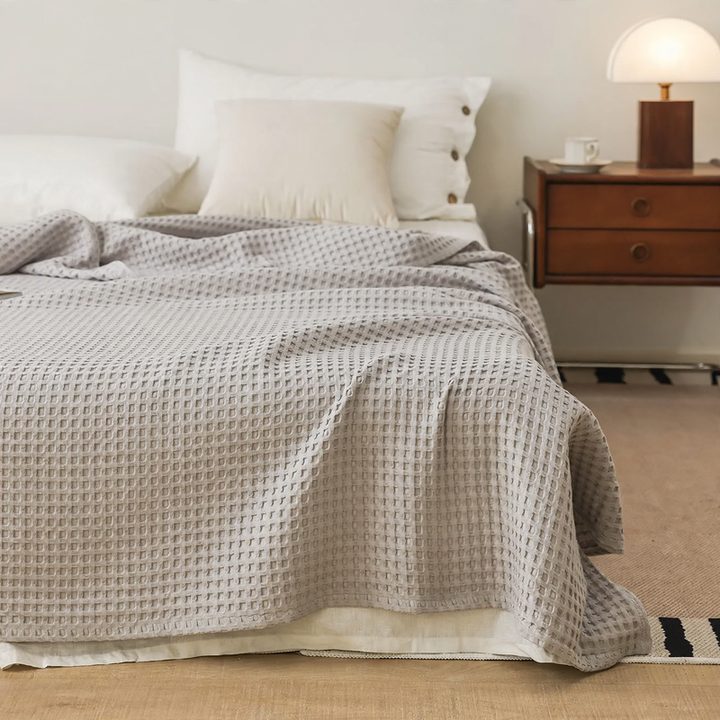 Cotton waffle piqué blanket, 100×150–200×230 cm