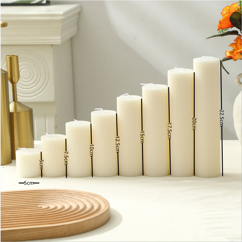 Nordic scented candle, cylinder with stripe pattern, white