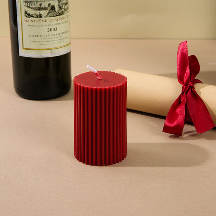 Scented candle with gear design, cylindrical