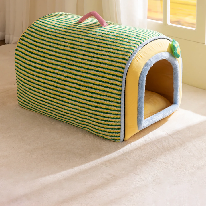 Curved pet bed for large dogs and cats