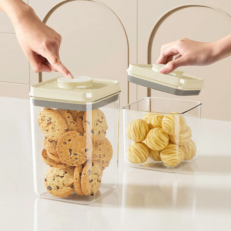 Square storage container with snap closure