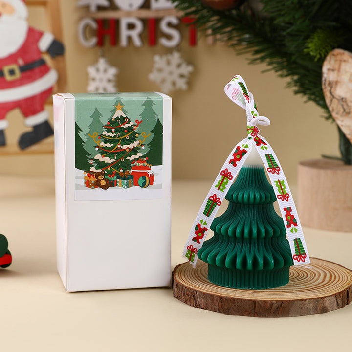 Decorative Christmas candle made of soy wax