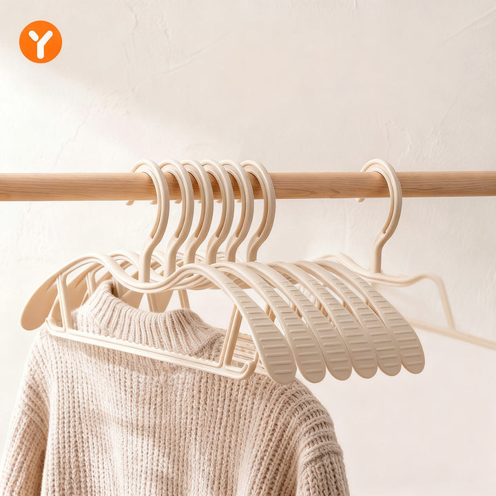 Plastic hanger with short neck, non-slip