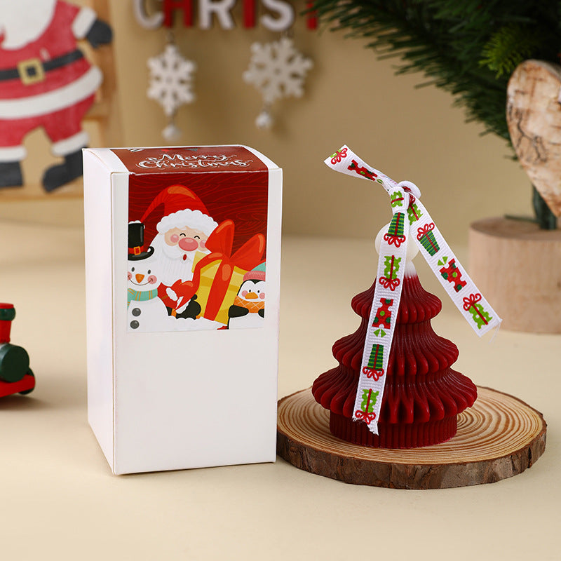 Decorative Christmas candle made of soy wax