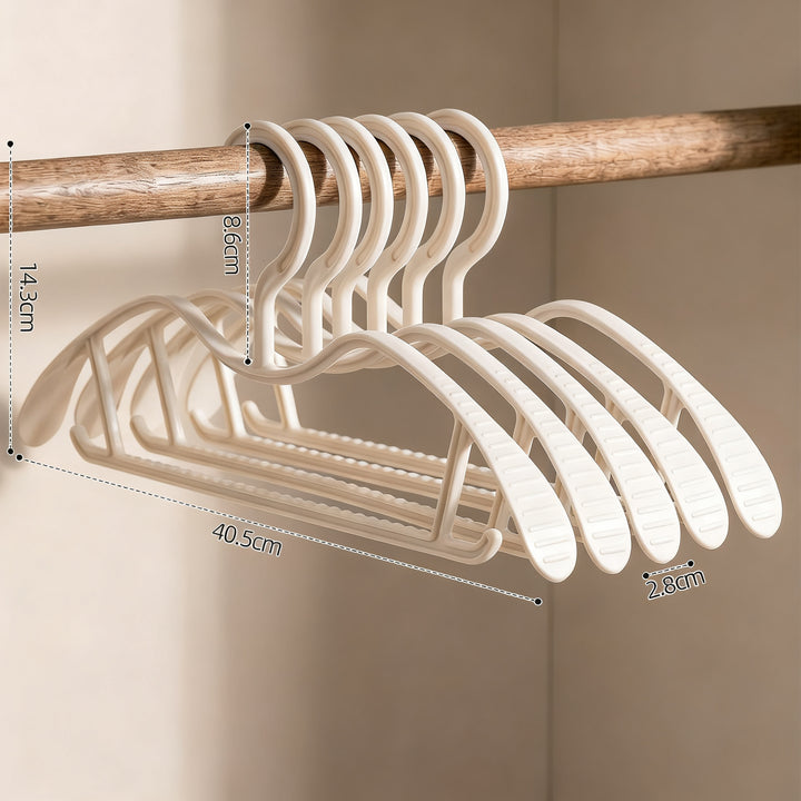 Plastic hanger with short neck, non-slip