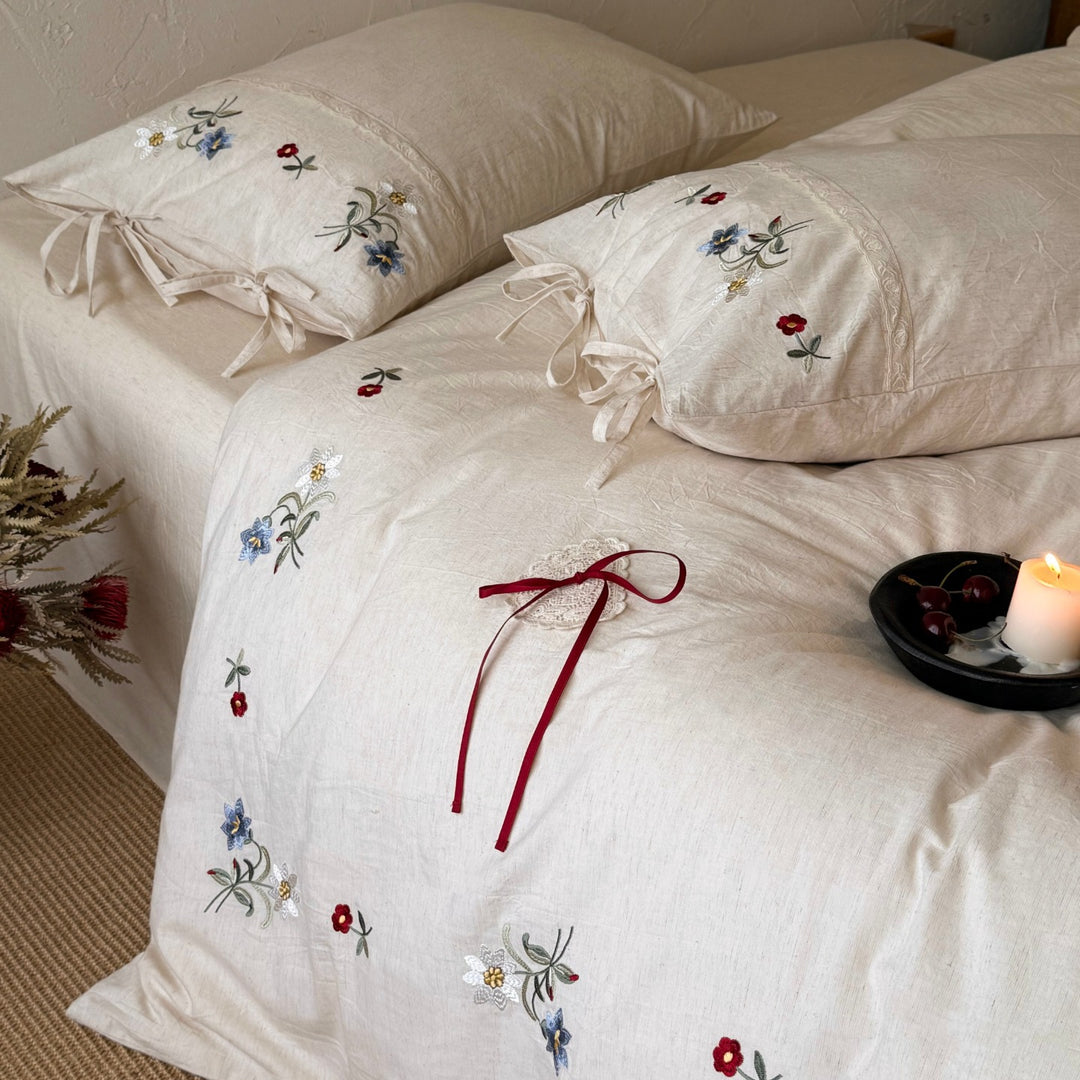 Cotton-linen bedding with embroidery, 20% linen