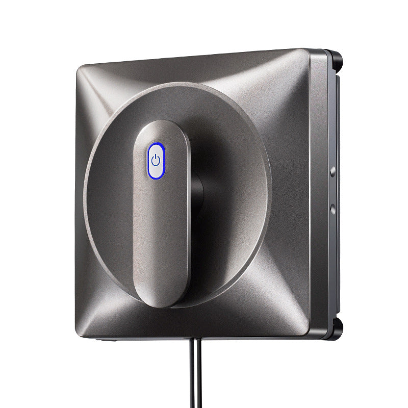 Automatic window cleaning robot with spray system
