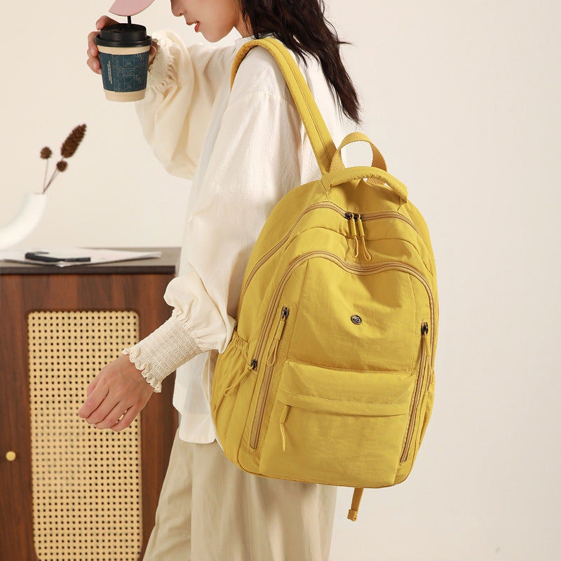 Nylon backpack, back-friendly, versatile