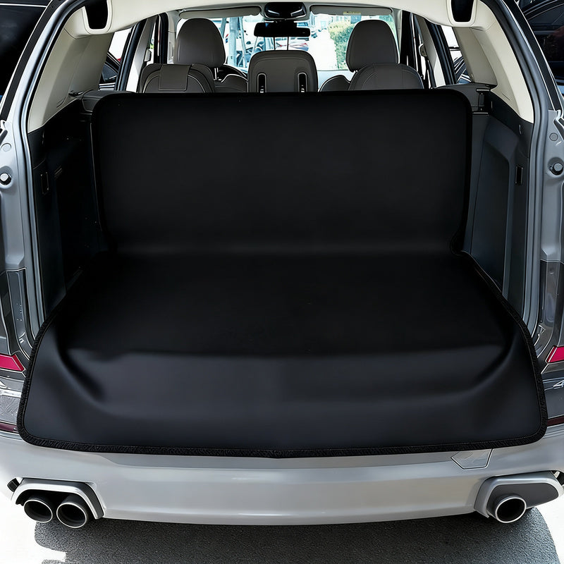 Trunk protection for pets, water-repellent