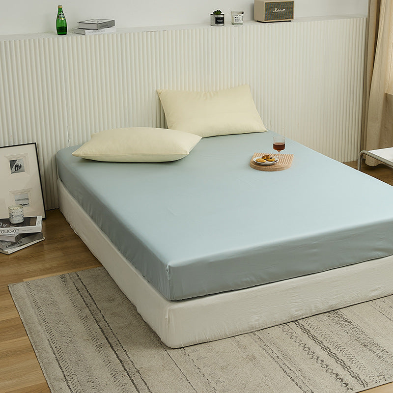 High-quality cotton bed sheets and fitted sheet