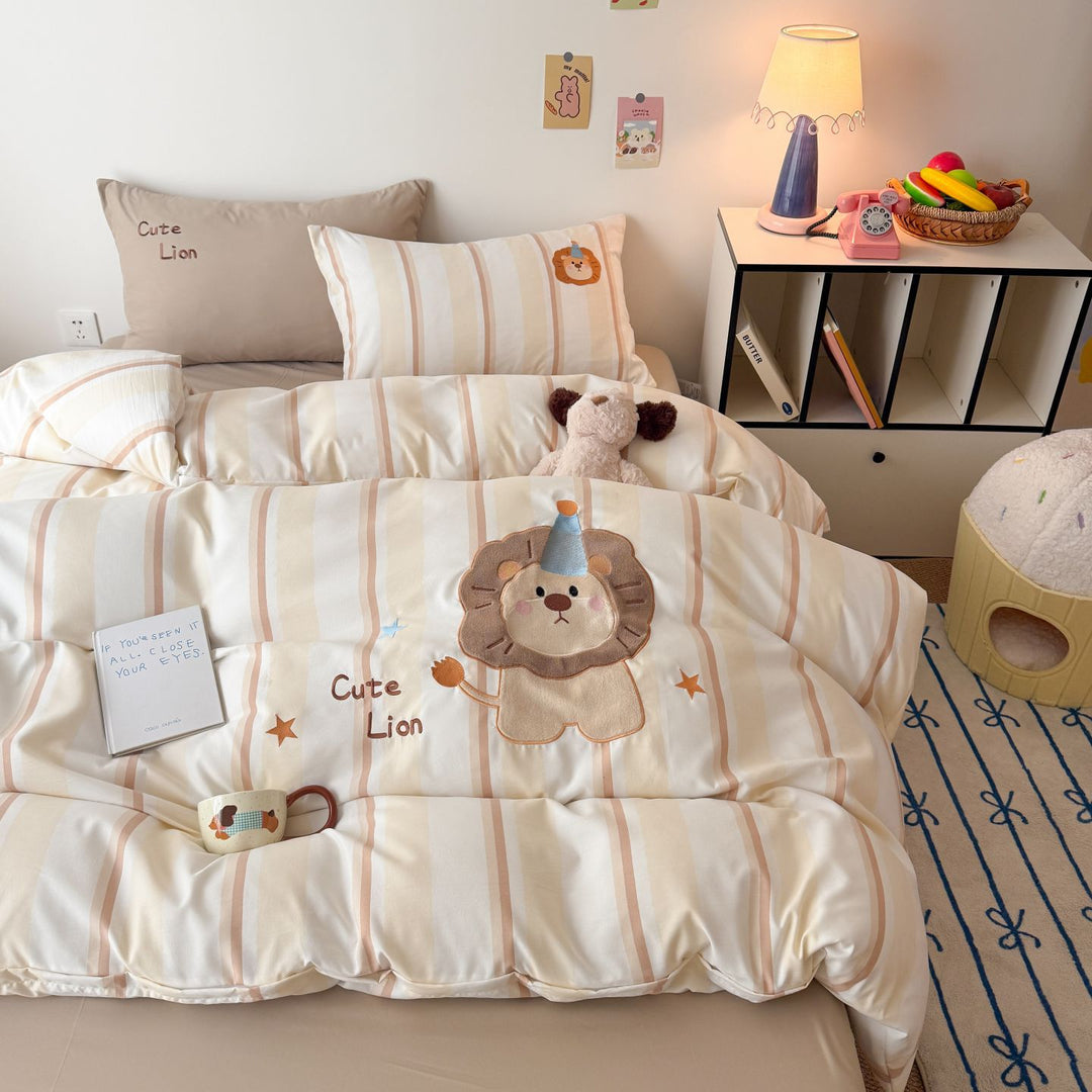 Summer blanket made of cotton with cat motif