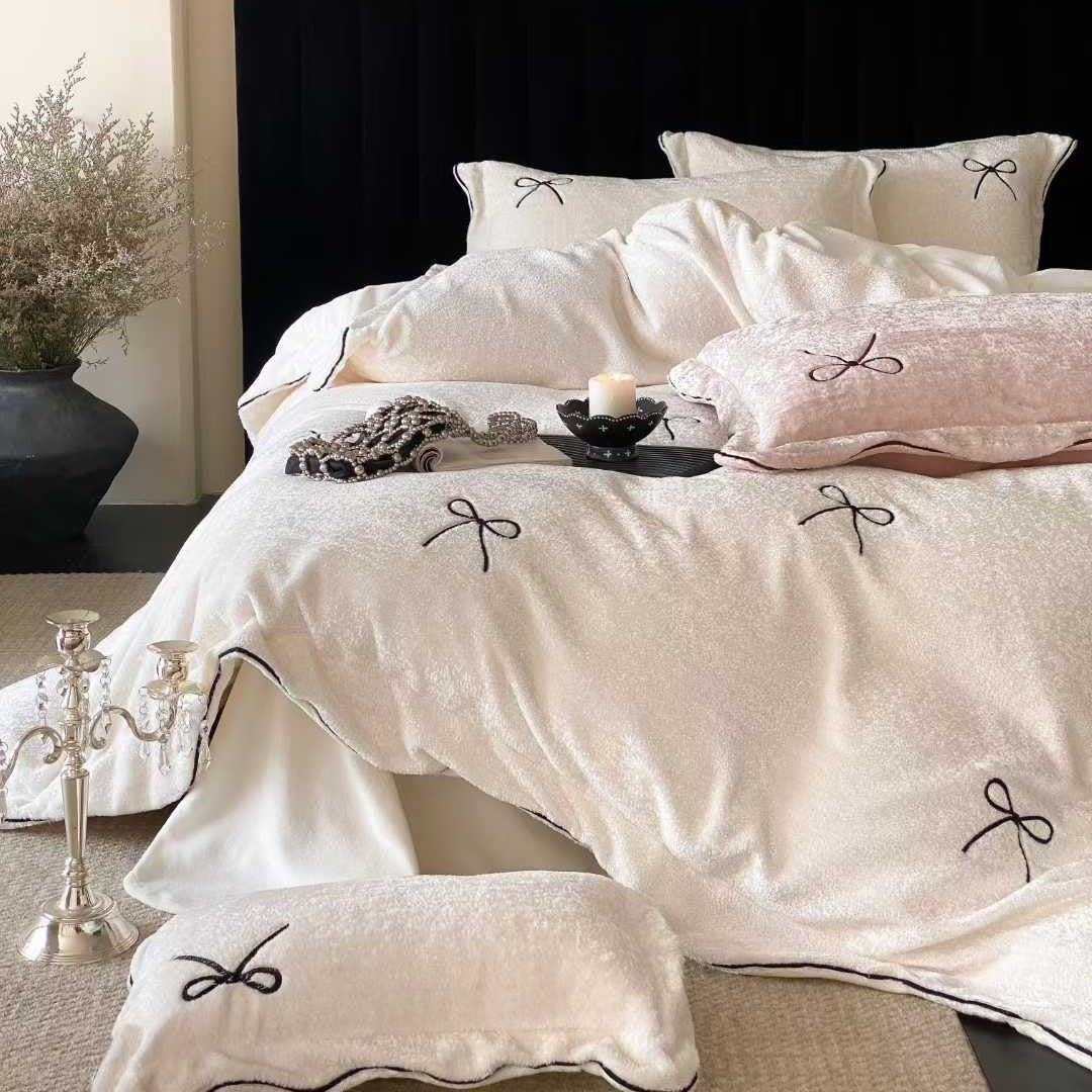 Bedding set made of milk fiber, embroidered, 4-piece