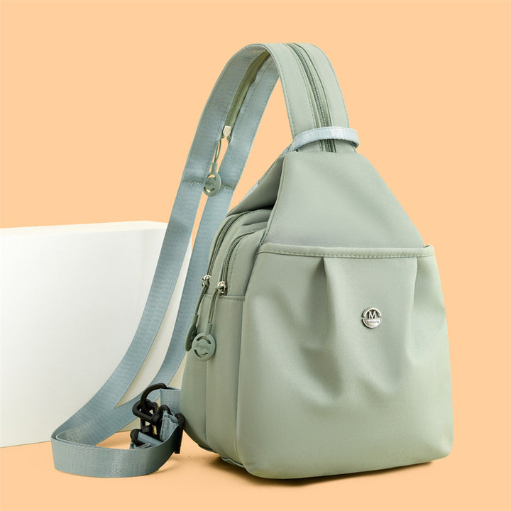 Compact backpack made of Oxford fabric, versatile use