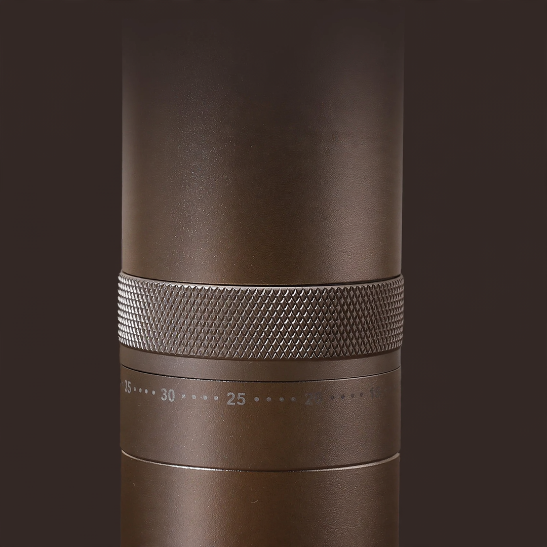 Hand coffee grinder, Italian, 3–5 cups, stainless steel