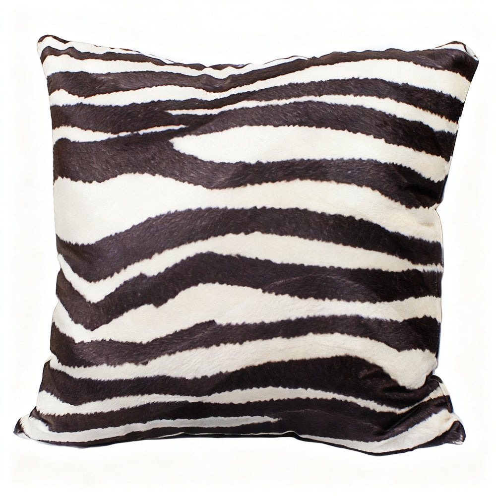 Pillowcase with striped pattern, plush