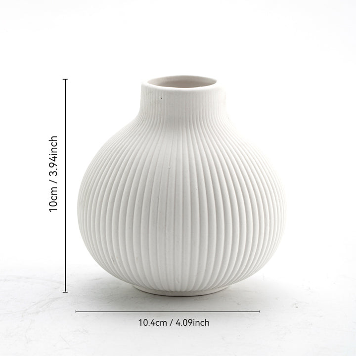Ceramic flower vase, country house style, woven texture