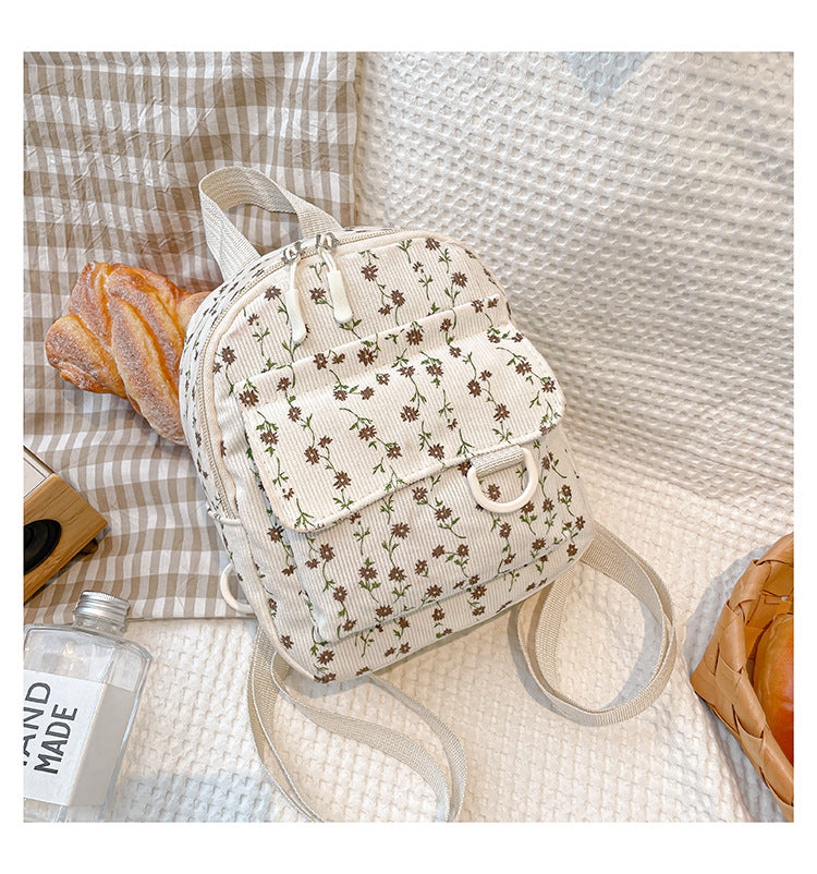 Cord backpack, timeless and durable