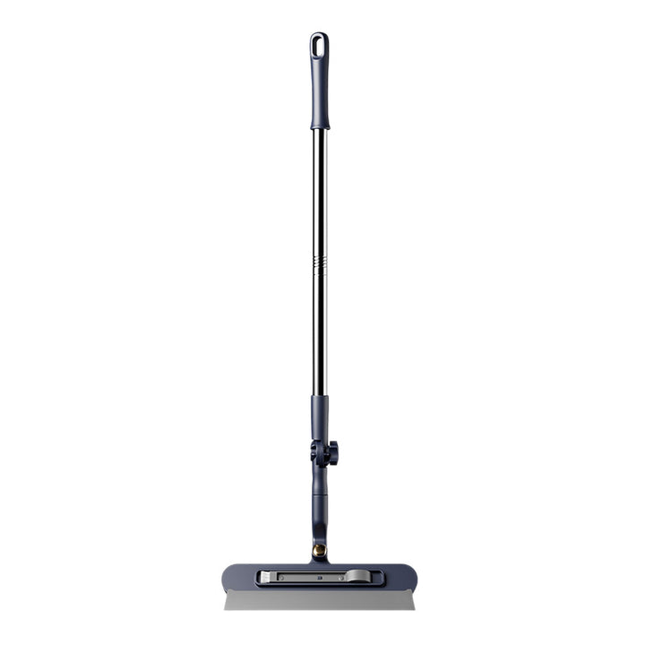 Window cleaner with adjustable angle