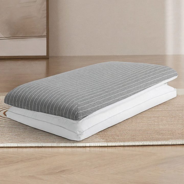 Ergonomic neck support pillow made of cotton and memory foam