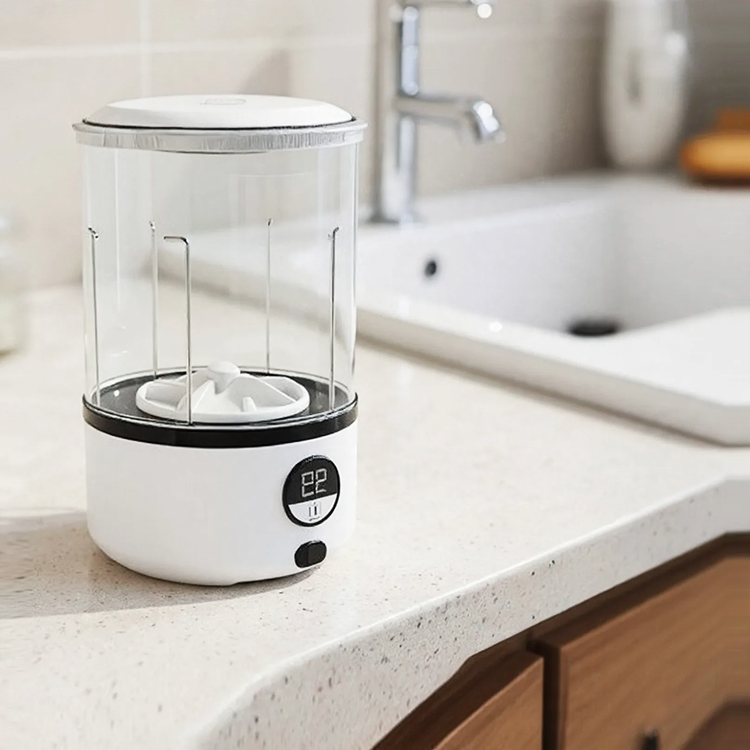 Mini washing machine for underwear, 2 L, USB charging