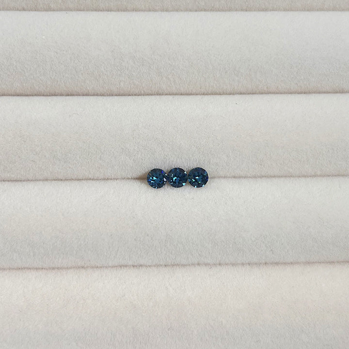 Titan Piercing bar with internal thread