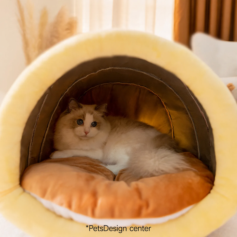 Half-open cat bed with heating function