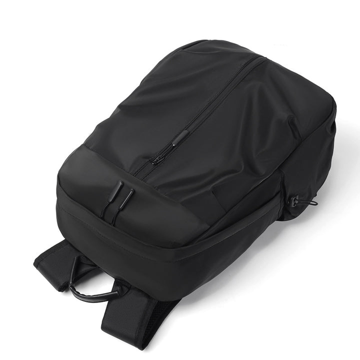 Outdoor backpack, for 14-inch laptop, under 20 L