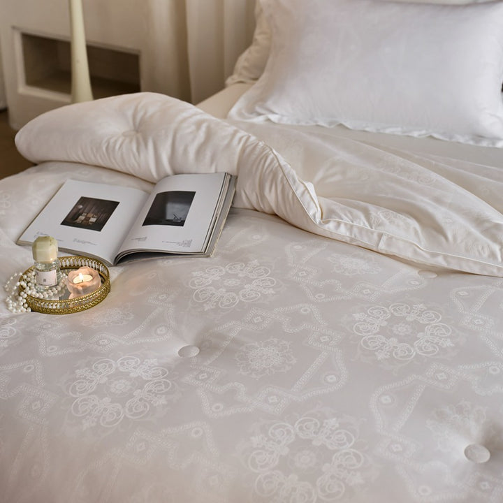 Cotton quilted duvet with soy fiber filling, four seasons