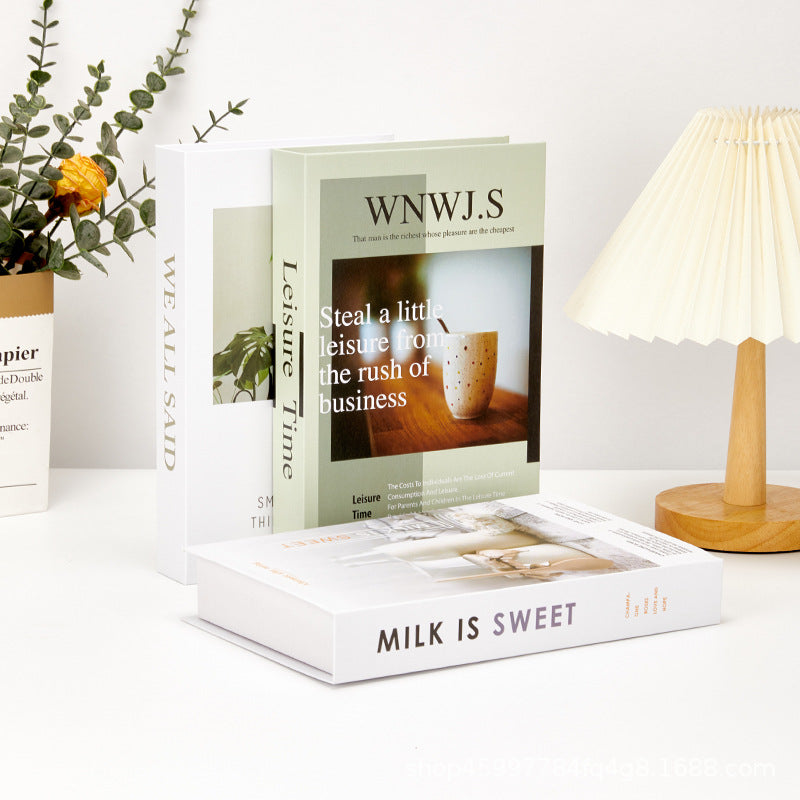 Decorative art book, foldable and magnetic