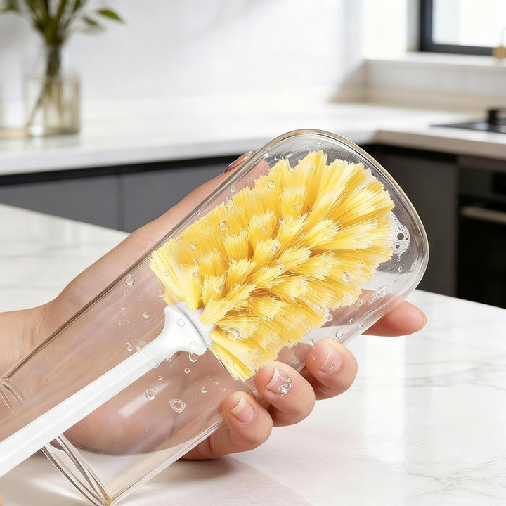 Long-handled brush for cleaning cups and bottles