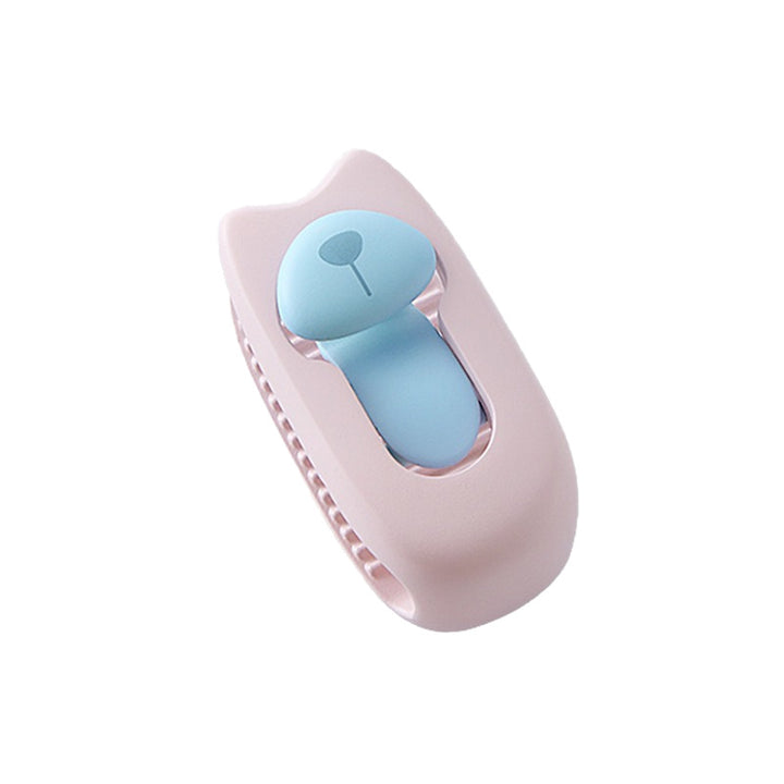 Duvet fastening clips, non-slip