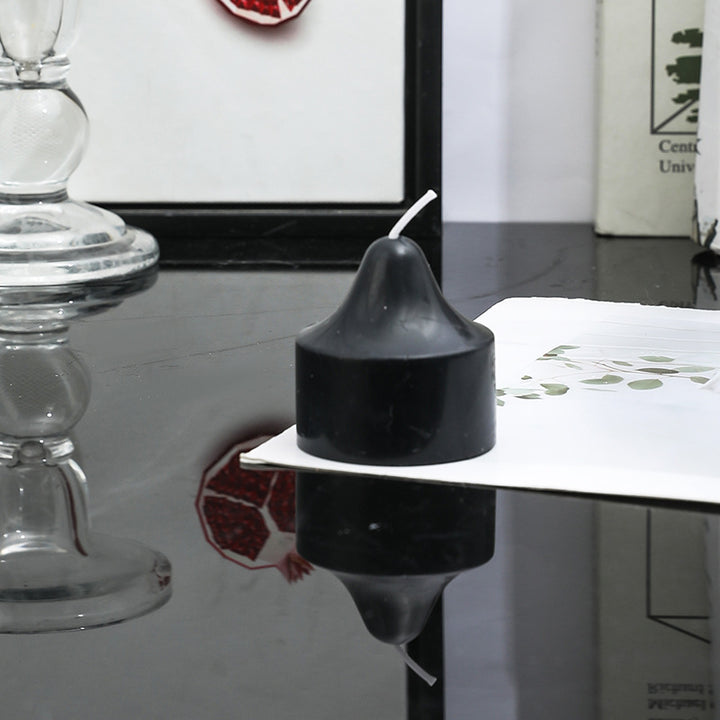 Black scented candle, cylinder with tip, 5×5 to 5×20 cm