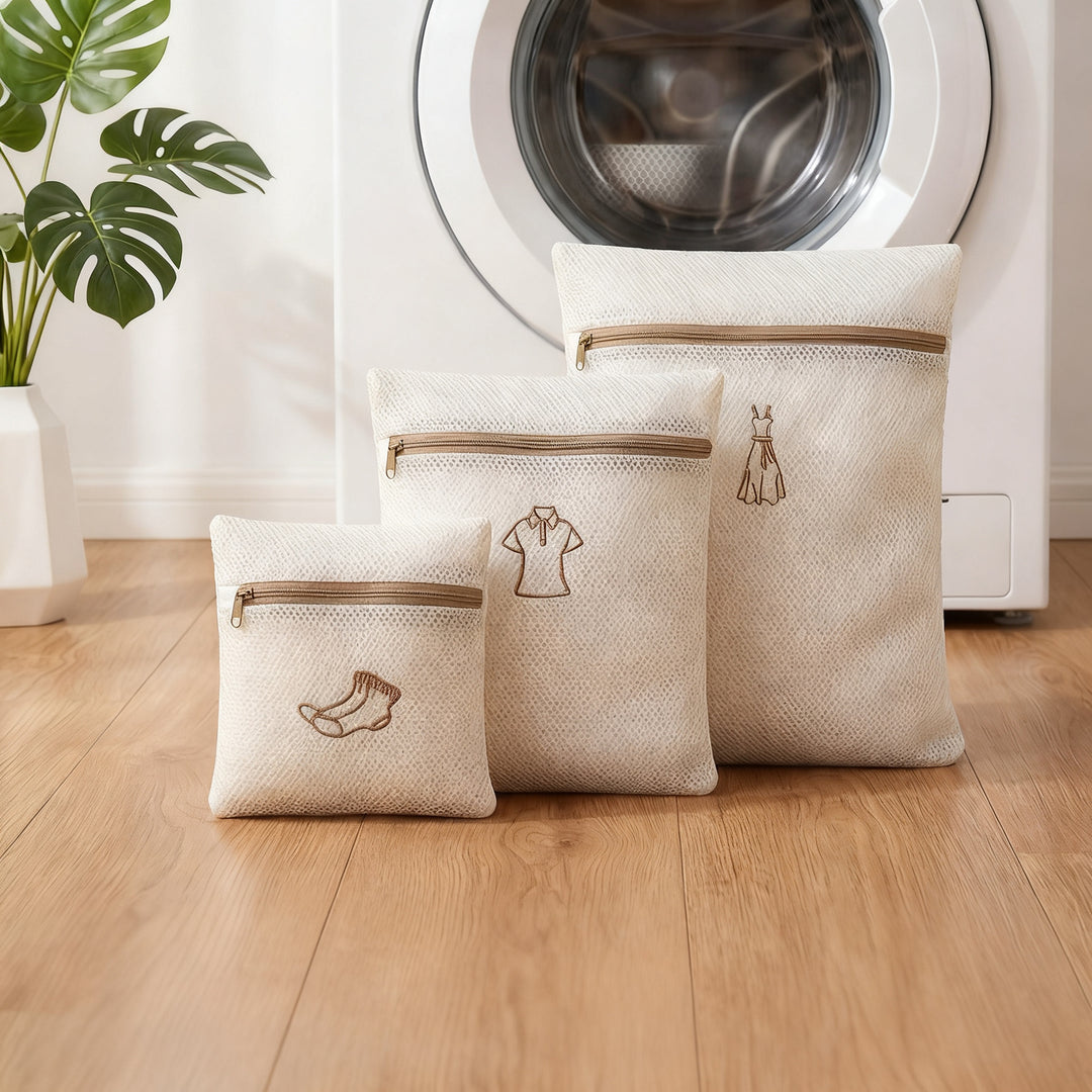 Laundry bag for the washing machine, 3-layered