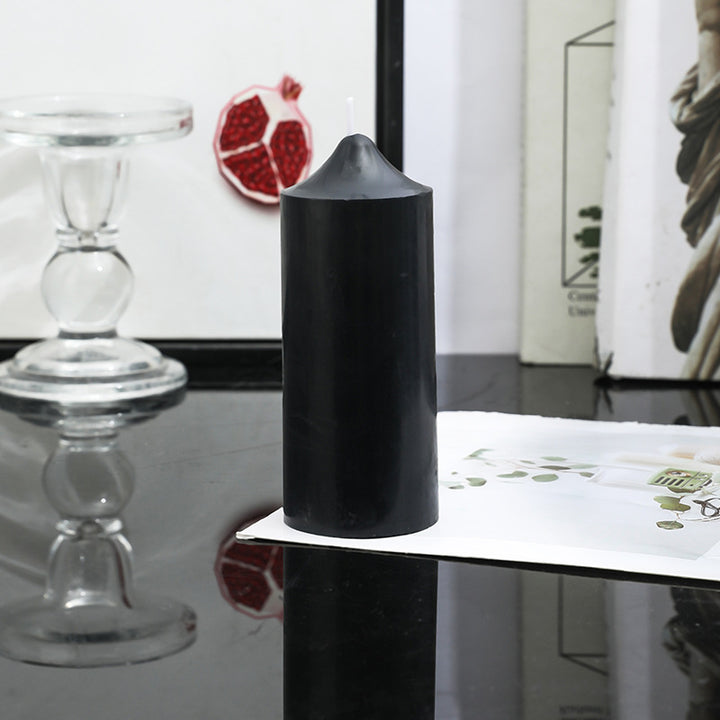 Black scented candle, cylinder with tip, 5×5 to 5×20 cm